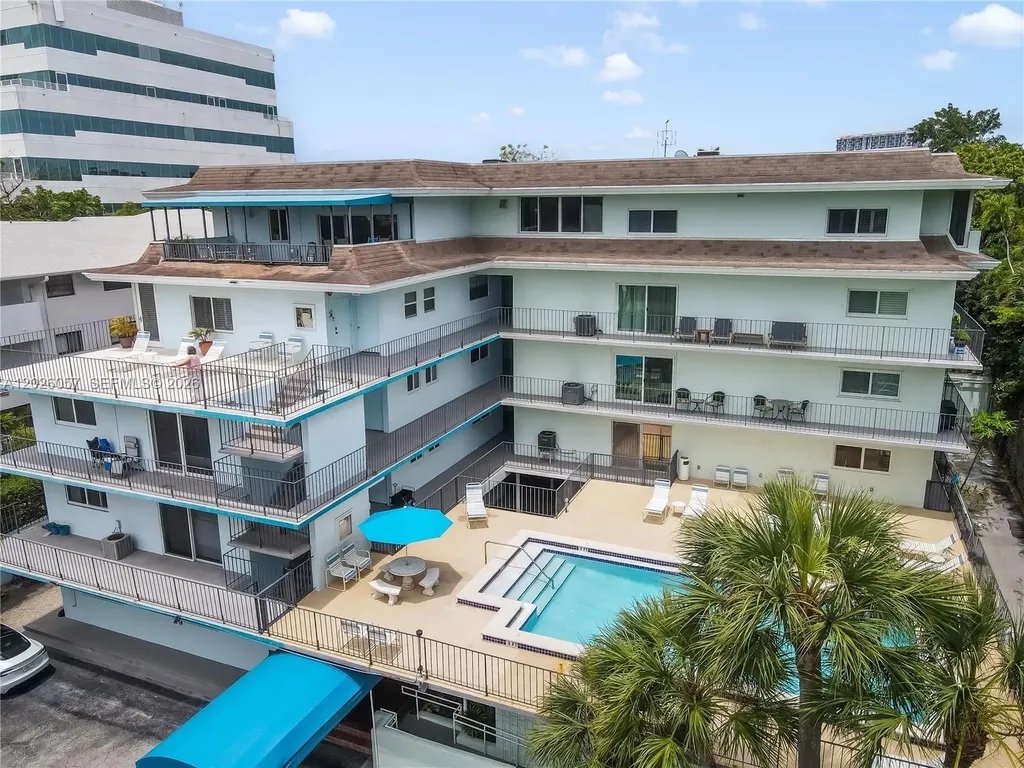 2539 S Bayshore Drive Miami FL 33133