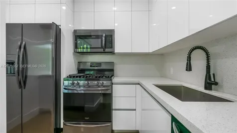 2539 S Bayshore Drive Miami FL 33133