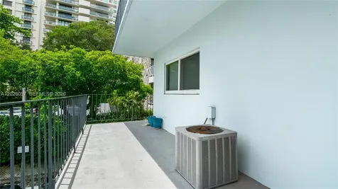 2539 S Bayshore Drive Miami FL 33133