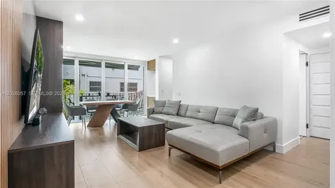 2539 S Bayshore Drive Miami FL 33133