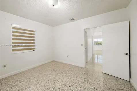 3209 NW 13th Terrace Miami FL 33125