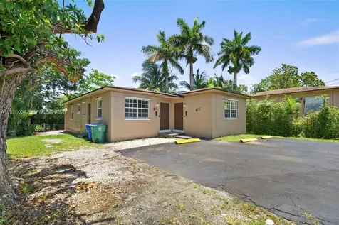 3209 NW 13th Terrace Miami FL 33125