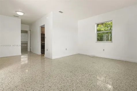 3209 NW 13th Terrace Miami FL 33125