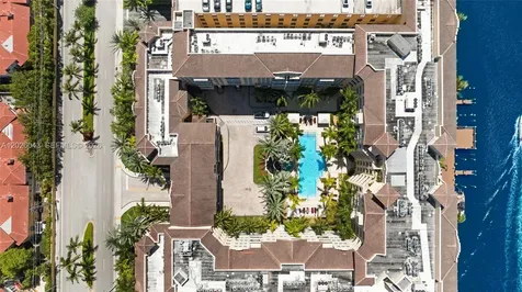 3001 NE 185th Street Aventura FL 33180