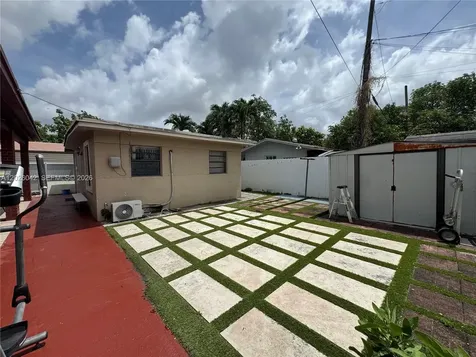 5551 E 4th Avenue Hialeah FL 33013
