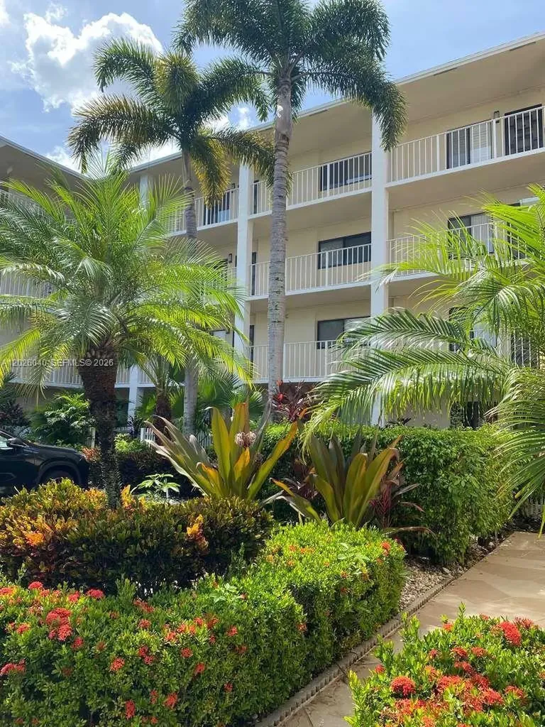 7350 Kinghurst Drive Delray Beach FL 33446