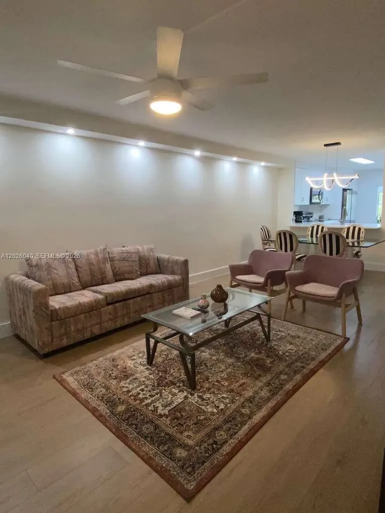 7350 Kinghurst Drive Delray Beach FL 33446