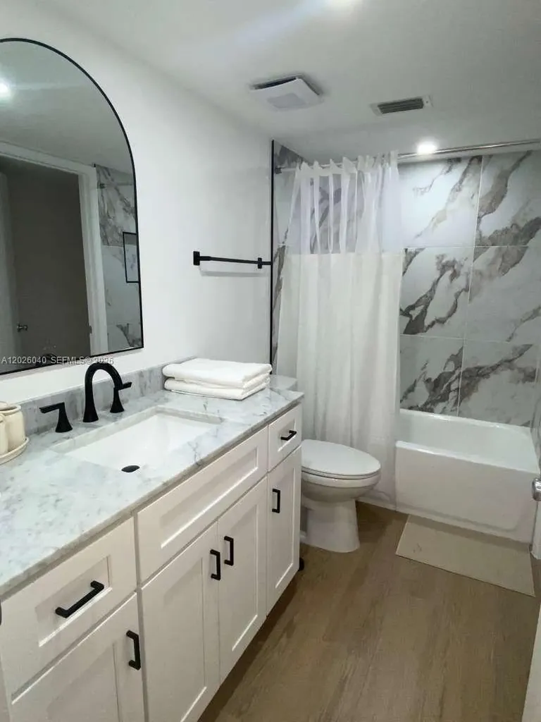 7350 Kinghurst Drive Delray Beach FL 33446