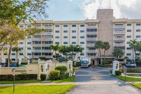 800 NE 195th Street Miami FL 33179