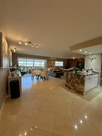 800 NE 195th Street Miami FL 33179