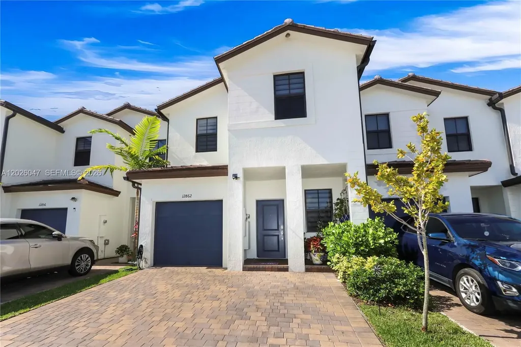 12862 SW 231st Street Miami FL 33170