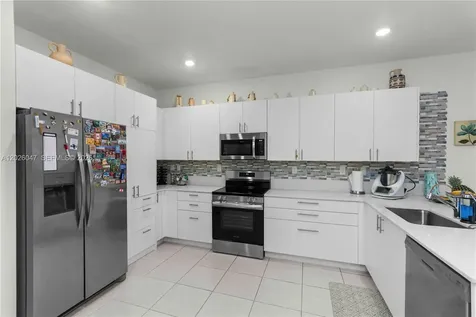 12862 SW 231st Street Miami FL 33170