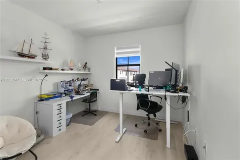 12862 SW 231st Street Miami FL 33170