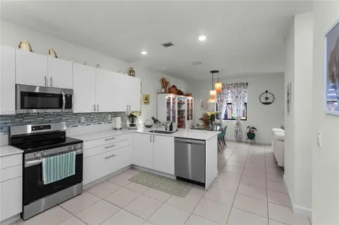 12862 SW 231st Street Miami FL 33170
