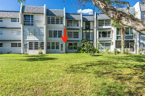 7887 Golf Cir Drive Margate FL 33063