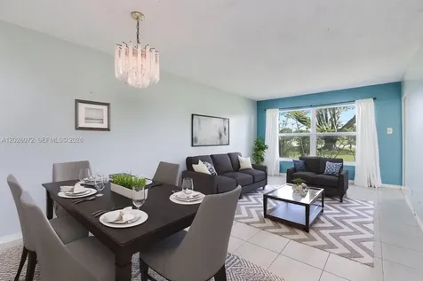 7887 Golf Cir Drive Margate FL 33063