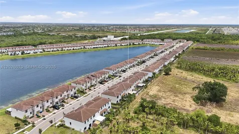 10218 SW 231st Lane Cutler Bay FL 33190
