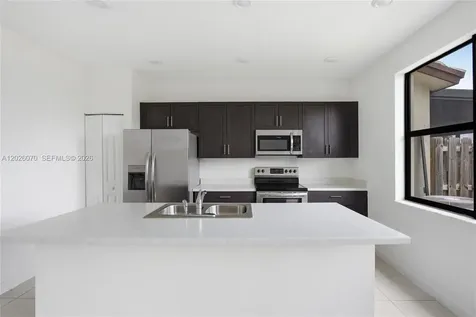10218 SW 231st Lane Cutler Bay FL 33190