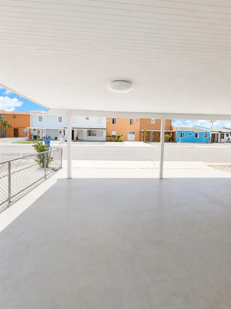Miami Gardens FL 33055