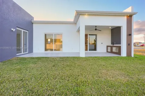 5 SW 26th Place Cape Coral FL 33991