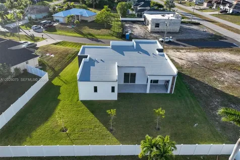 5 SW 26th Place Cape Coral FL 33991