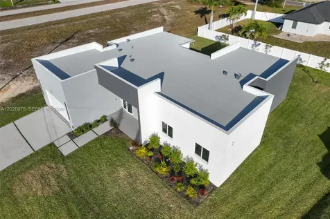 5 SW 26th Place Cape Coral FL 33991