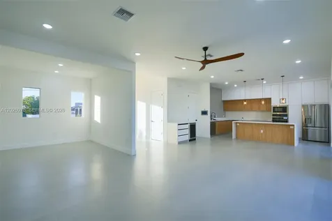 5 SW 26th Place Cape Coral FL 33991