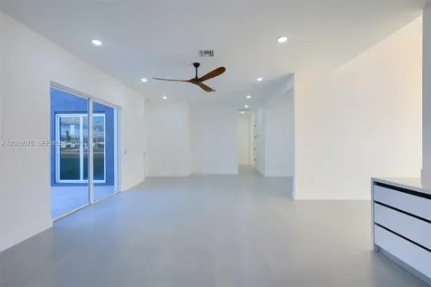 5 SW 26th Place Cape Coral FL 33991