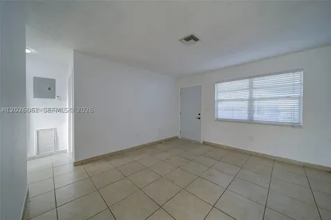 896 E 22nd Street Hialeah FL 33013