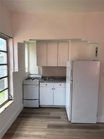 825 Alton Road Miami Beach FL 33139