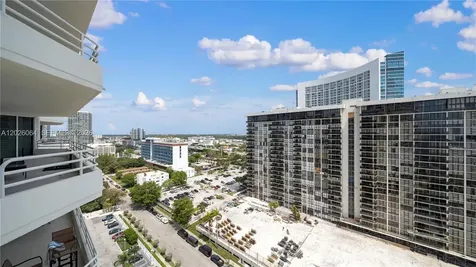555 NE 34th Street Miami FL 33137