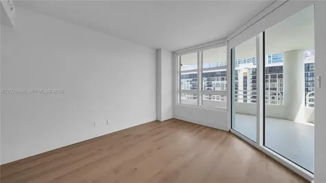 555 NE 34th Street Miami FL 33137