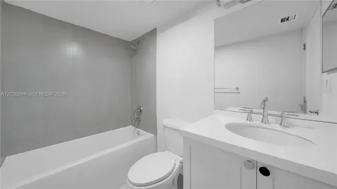 555 NE 34th Street Miami FL 33137