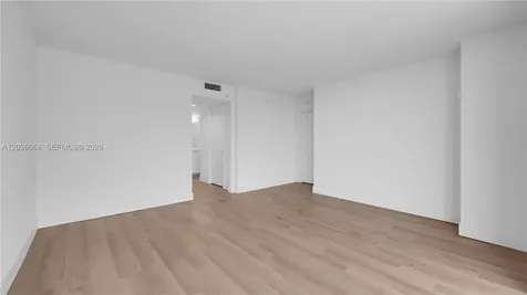 555 NE 34th Street Miami FL 33137