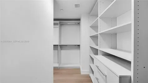 555 NE 34th Street Miami FL 33137