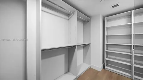 555 NE 34th Street Miami FL 33137