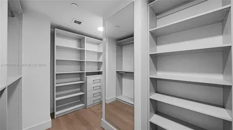 555 NE 34th Street Miami FL 33137