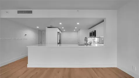 555 NE 34th Street Miami FL 33137