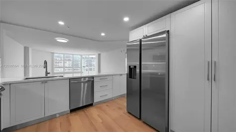 555 NE 34th Street Miami FL 33137