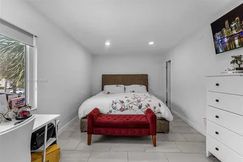 7765 SW 86th Street Miami FL 33143