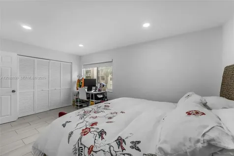 7765 SW 86th Street Miami FL 33143