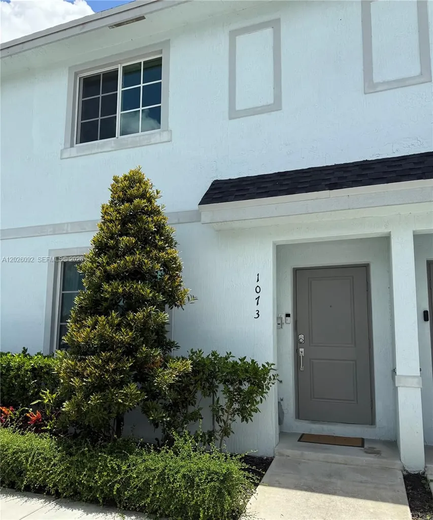 1073 NW 5th Street Florida City FL 33034