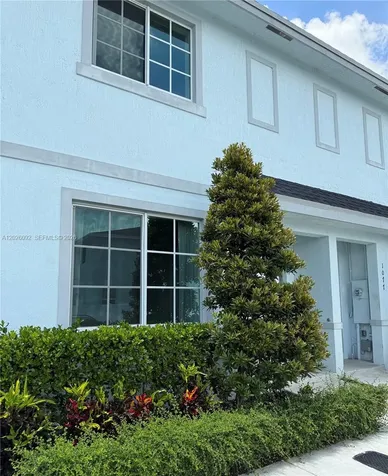 1073 NW 5th Street Florida City FL 33034