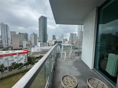 90 SW 3rd Street Miami FL 33130