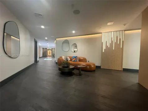 90 SW 3rd Street Miami FL 33130