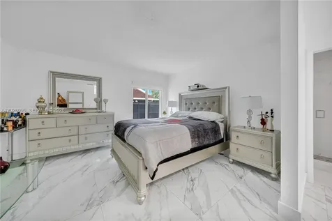 5835 SW 144th Cir Place Miami FL 33183