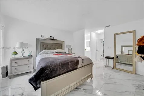5835 SW 144th Cir Place Miami FL 33183