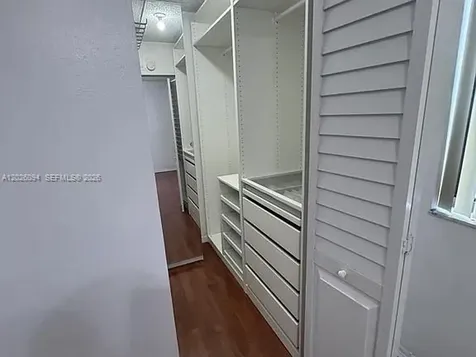 10282 NW 9th St Circle Miami FL 33172