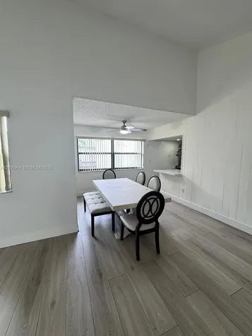 10282 NW 9th St Circle Miami FL 33172