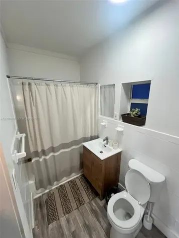 1845 NW 114th Street Miami FL 33167